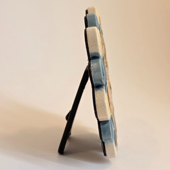 CTG Ceramic Flower Photo Frame – 2x2 in, New - Picture 4 of 4